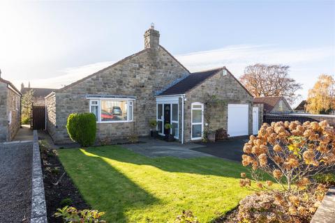 3 bedroom detached bungalow for sale, Norman Close, Pickering