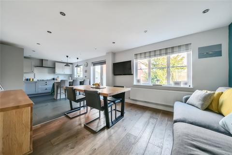11 Maple Drive, Monmouth, NP25 5DZ