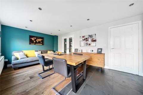 11 Maple Drive, Monmouth, NP25 5DZ