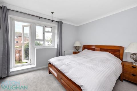 2 bedroom apartment to rent, Grosvenor Court, Brighton BN1