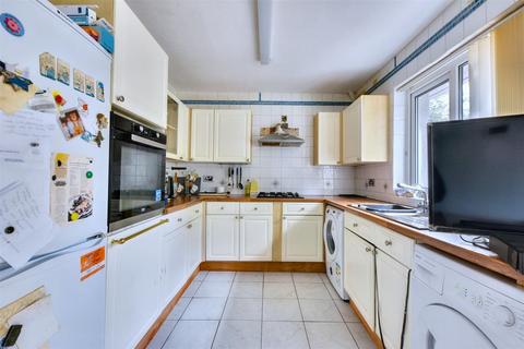 2 bedroom semi-detached bungalow for sale, Hawton Crescent, Nottingham