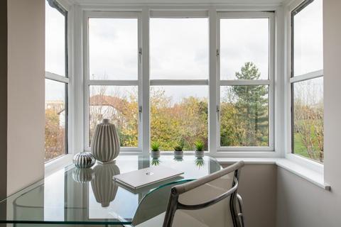 95d Chalice Way, Greenhithe, DA9 9PR