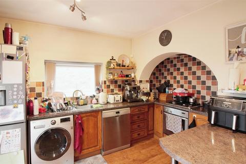 3 bedroom semi-detached house for sale, Low Shops Lane, Leeds LS26