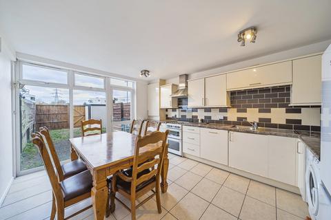 4 bedroom terraced house for sale, Belgrave Walk, Mitcham CR4