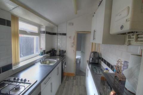 3 bedroom end of terrace house for sale, 94 St. Albans Road, Nottingham, Nottinghamshire, NG6 9JX