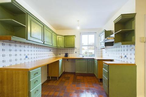 2 bedroom flat for sale, Chesterfield Road, Matlock DE4