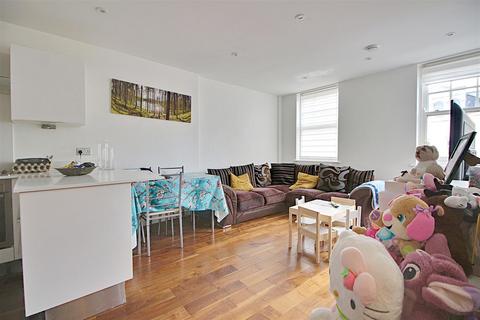 2 bedroom flat for sale, 7 Silver Street, Enfield