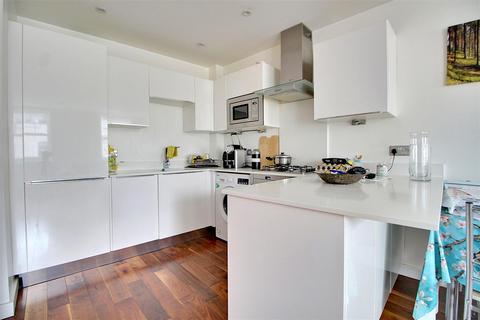 2 bedroom flat for sale, 7 Silver Street, Enfield