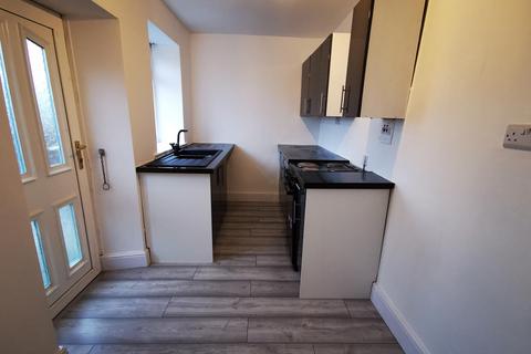 2 bedroom terraced house to rent, West Terrace, Co Durham, DL15