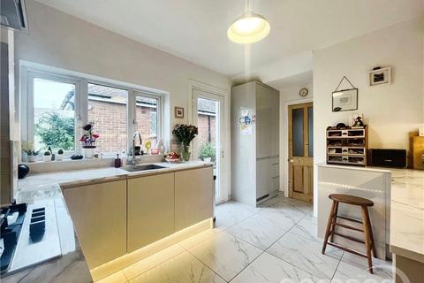 3 bedroom end of terrace house for sale, Weybourne Road, Farnham, Surrey