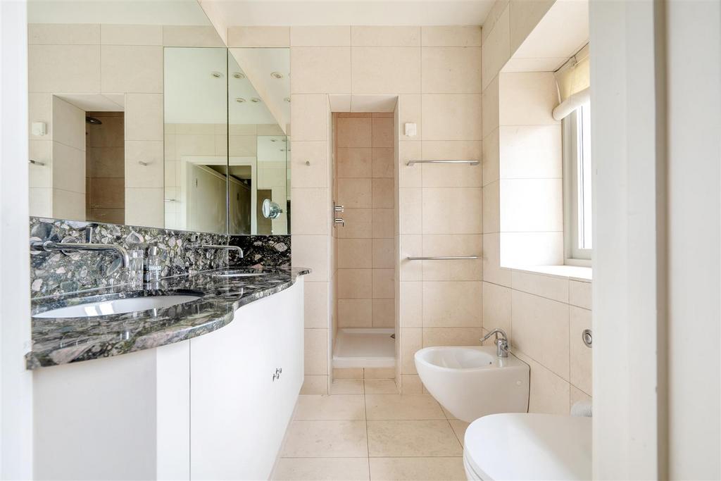 Principle En-suite