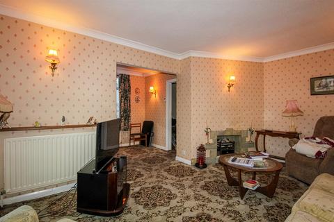 3 bedroom house for sale, Follingworth Road, Soothill WF17