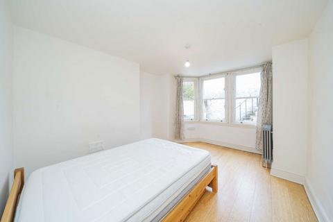 2 bedroom flat for sale, Lady Margaret Road, London NW5