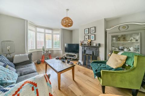 2 bedroom house for sale, School Walk, Sunbury-On-Thames TW16