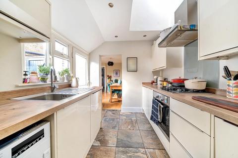 2 bedroom house for sale, School Walk, Sunbury-On-Thames TW16