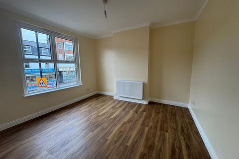 3 bedroom flat to rent, Thornton Heath CR7