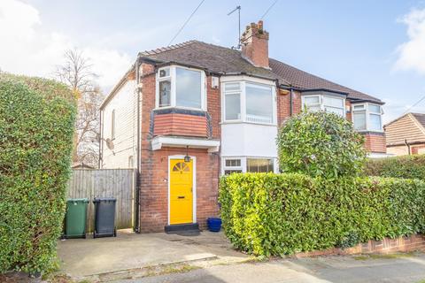 3 bedroom semi-detached house to rent, Gledhow Park Avenue, Leeds LS7