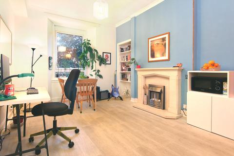 1 bedroom flat for sale, 17 (1F4) Yeaman Place, Polwarth, Edinburgh, EH11 1BS