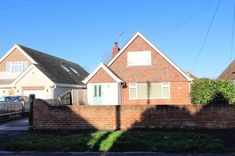 4 bedroom house for sale, Avenue Road, Walkford, Christchurch