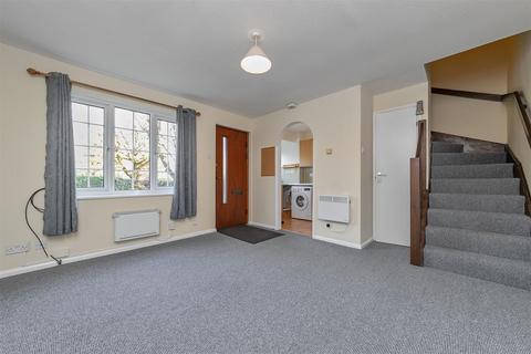 1 bedroom end of terrace house to rent, Richmond Walk, St. Albans