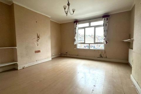 1 bedroom flat for sale, 36B Waddon Road, Croydon, Surrey, CR0 4LF