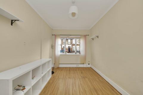 undefined, Murchison Road, London, E10