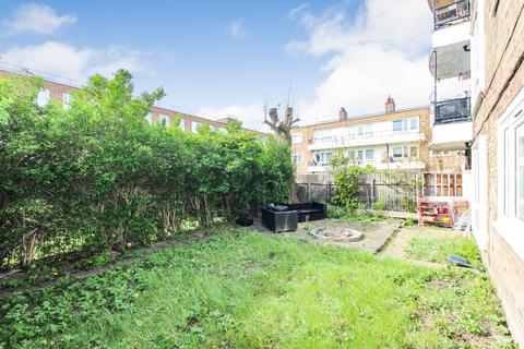 2 bedroom flat to rent, Somerford Grove Estate, London, N16