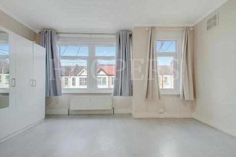 1 bedroom flat for sale, Ilex Road, London, NW10