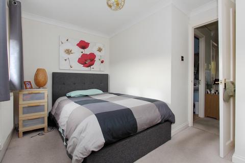 2 bedroom end of terrace house for sale, Swallowfields, Andover, Andover, SP10