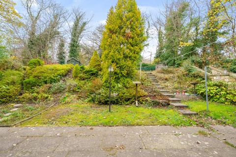 2 Station Gardens, Wetherby, LS22 6YR