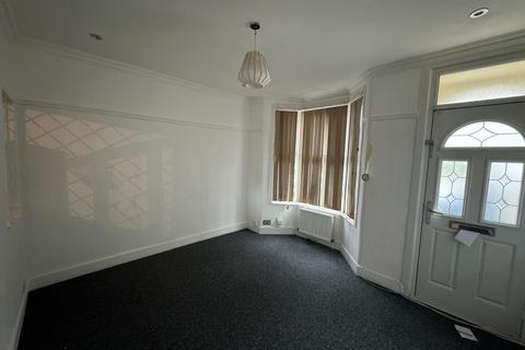 3 bedroom house to rent, 191 ,Rectory Rd, London , RM17