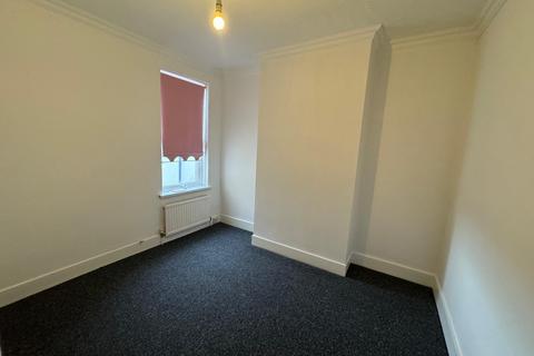 3 bedroom house to rent, 191 ,Rectory Rd, London , RM17