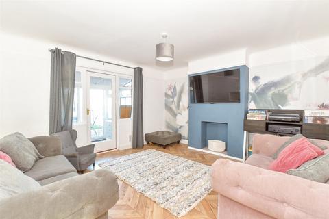 44 Hooks Lane, Havant, PO9 3DS