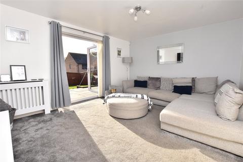 3 bedroom semi-detached house for sale, Magnolia Road, Seacroft, Leeds, West Yorkshire