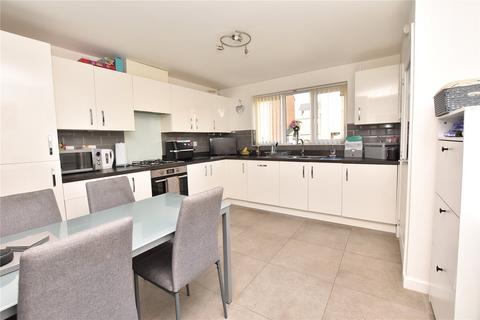 3 bedroom semi-detached house for sale, Magnolia Road, Seacroft, Leeds, West Yorkshire