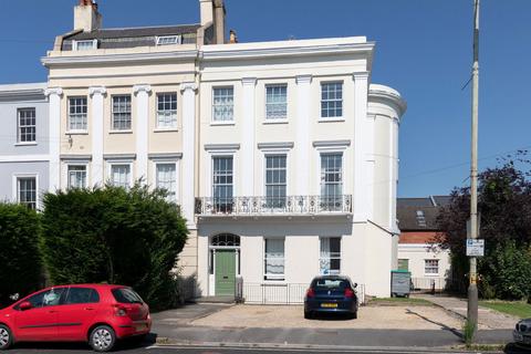 1 bedroom apartment for sale, Berkeley Street, Cheltenham, GL52