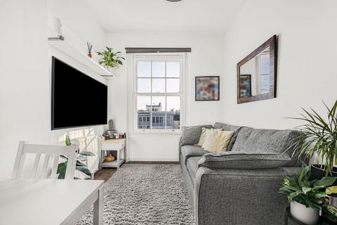 Flat 7, 4 Berkeley Street, Cheltenham, GL52 2SX