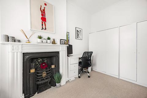 Flat 7, 4 Berkeley Street, Cheltenham, GL52 2SX