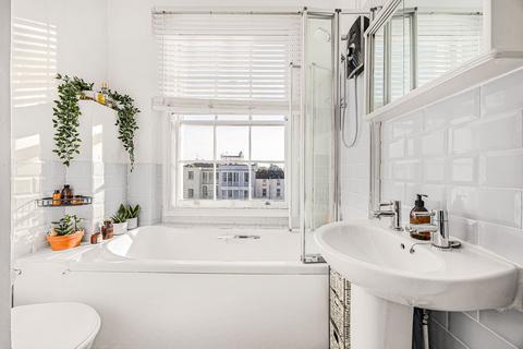 Flat 7, 4 Berkeley Street, Cheltenham, GL52 2SX