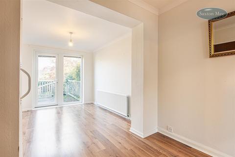 2 Carr Grove, Deepcar, Sheffield, S36 2PP