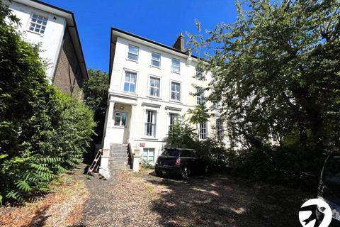 2 bedroom flat for sale, Shooters Hill Road, Blackheath, London, SE3