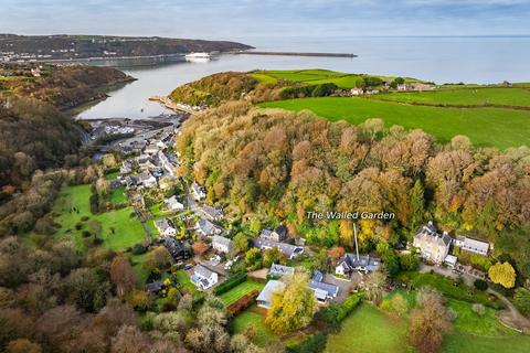 3 bedroom detached house for sale, Glyn-Y-Mel Road, Fishguard SA65