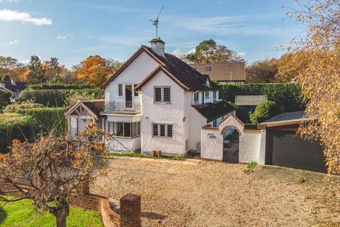 4 bedroom detached house for sale, Beeches Drive, Farnham Common SL2