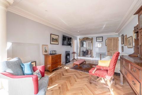 Lotos Lodge Beeches Drive, Farnham Common, Slough, SL2 3JU