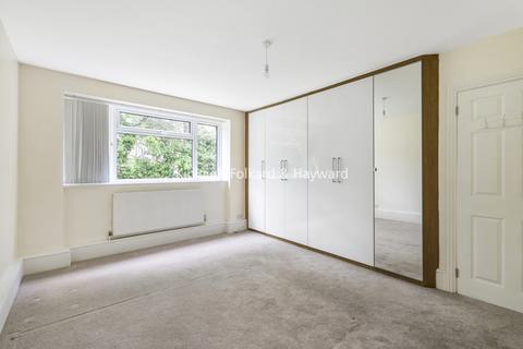 2 bedroom flat to rent, Holders Hill Road London NW4