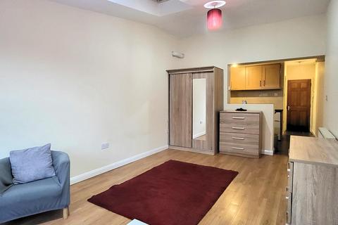 1 bedroom flat to rent, St Albans Road, Watford, WD24