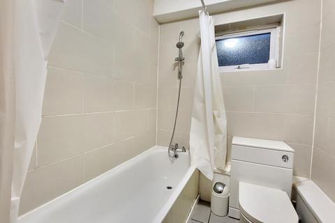 1 bedroom flat to rent, St Albans Road, Watford, WD24