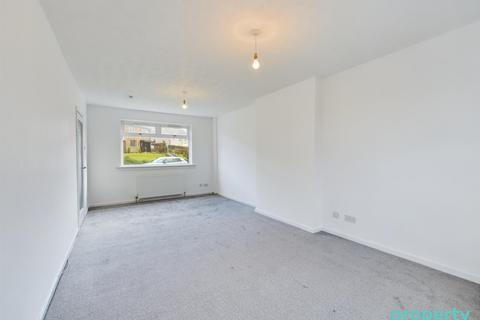 3 bedroom terraced house to rent, Livingstone Drive, East Kilbride, South Lanarkshire, G75