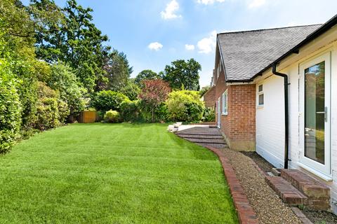undefined, Finchampstead RG40