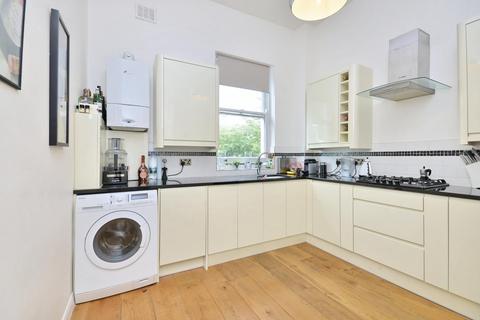 2 bedroom flat to rent, Haverstock Hill, Belsize Park, London, NW3